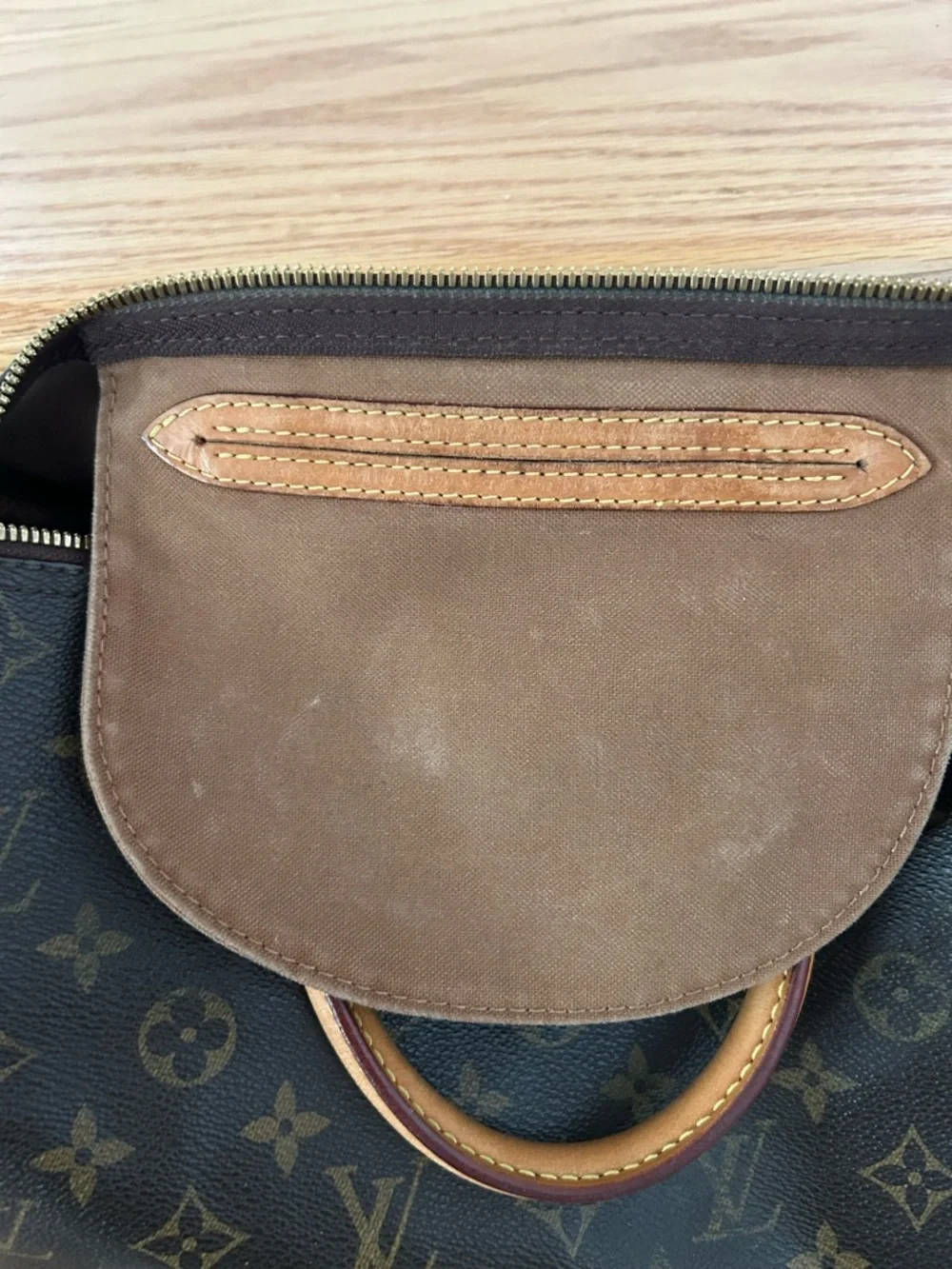 Louis Vuitton Monogram Speedy 30 Bandoulière - Picture 8 of 9